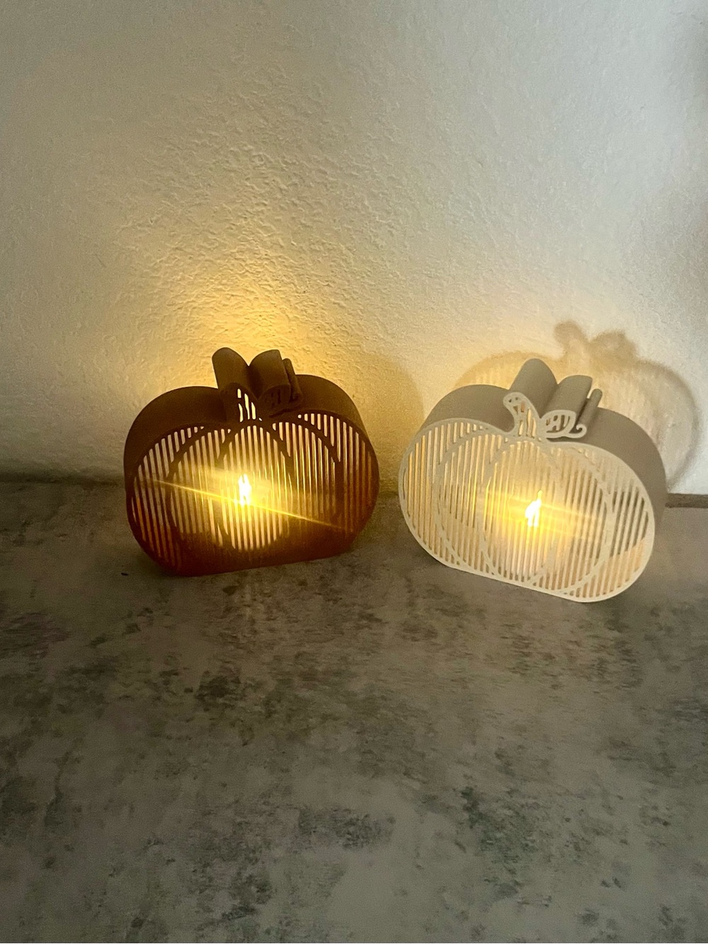 Decorative Pumpkin Tealight Lanterns - Brown and Cream - Picture 3 of 8